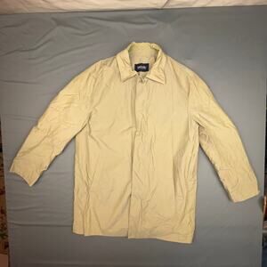 Vicutu Menswear Beige Trench Coat Medium Lightweight Modern Layering Piece